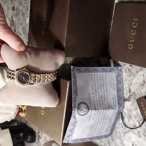 ❤FLASH SALE💜 GUCCI WATCH